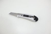 Tajima Cuttermesser Teppichmesser automatische Arretierung 3 Klingen 18 mm