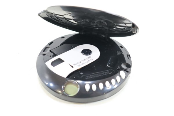 DENVER DM-24 Tragbarer CD-Player Discman, € 23,45