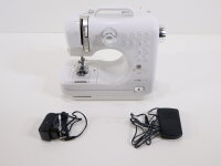 Clatronic Nähmaschine NM 3795 weiß-silber Anfänger 12 Stichmuster