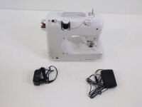 Clatronic Nähmaschine NM 3795 weiß-silber Anfänger 12 Stichmuster