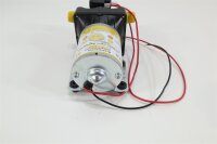 Lilie LP4121 Druckpumpe Druckwasserpumpe Trinkwassersystem 12V 7,5l/min 1,4bar Camping weiß gelb